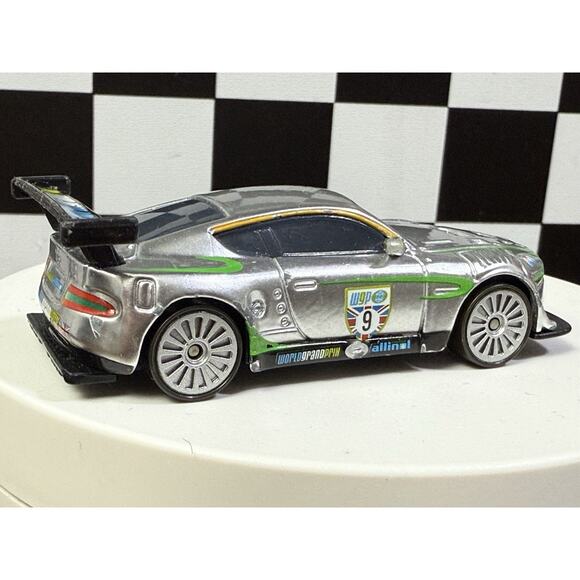 Disney Pixar Cars Nigel Gearsley Silver Racer Series - Picture 4 of 6